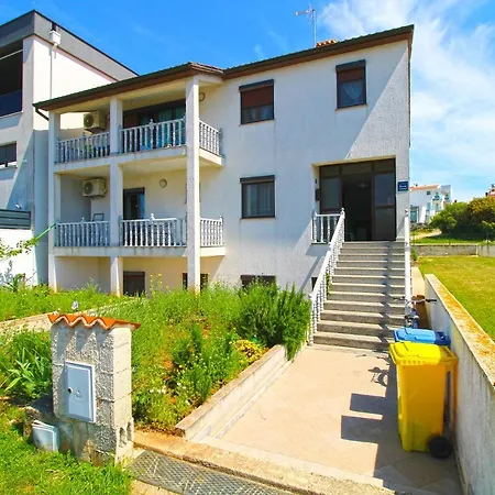 Veroslava 2159 Apartament *